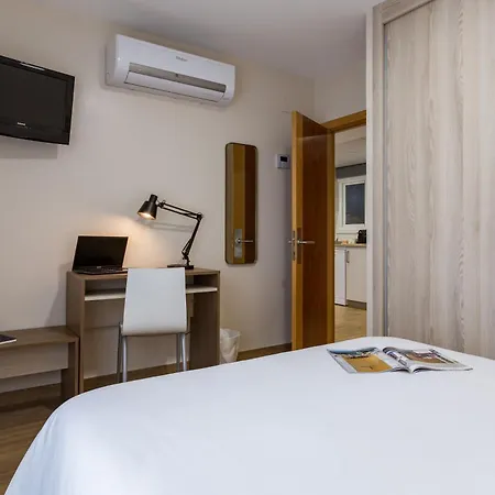 Apartment Bay By Olala Homes *