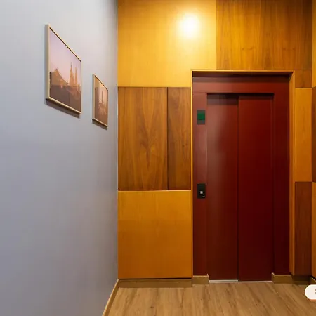 Apartment Bay By Olala Homes *