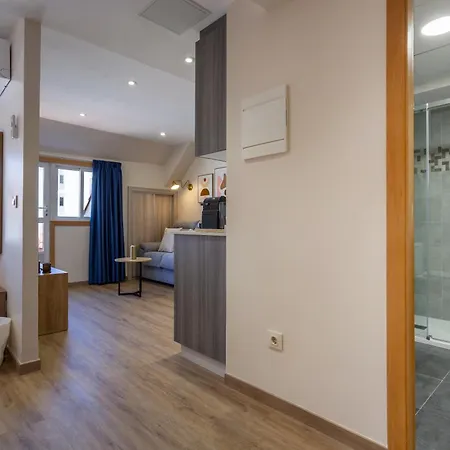 Apartment Bay By Olala Homes *