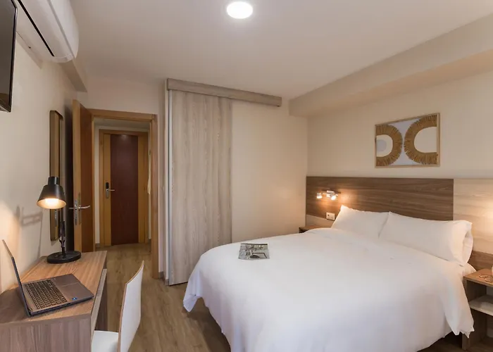 Bay By Olala Homes * ヴィーゴ