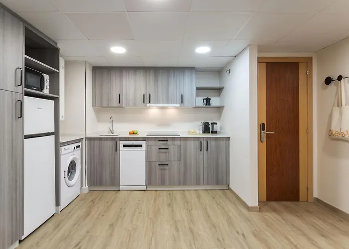 Bay By Olala Homes アパート