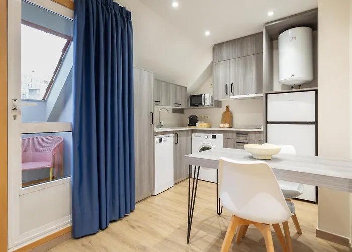 アパート Bay By Olala Homes