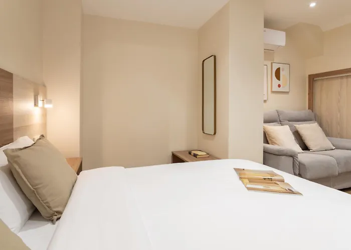 Bay By Olala Homes アパート