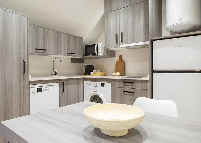 Bay By Olala Homes * ヴィーゴ